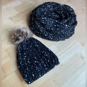 NWT ALDO Metallic Yarn Infinity Scarf & Hat